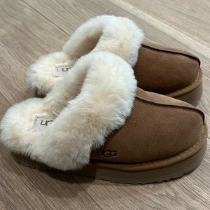 Ugg disquette women’s 6 chestnut